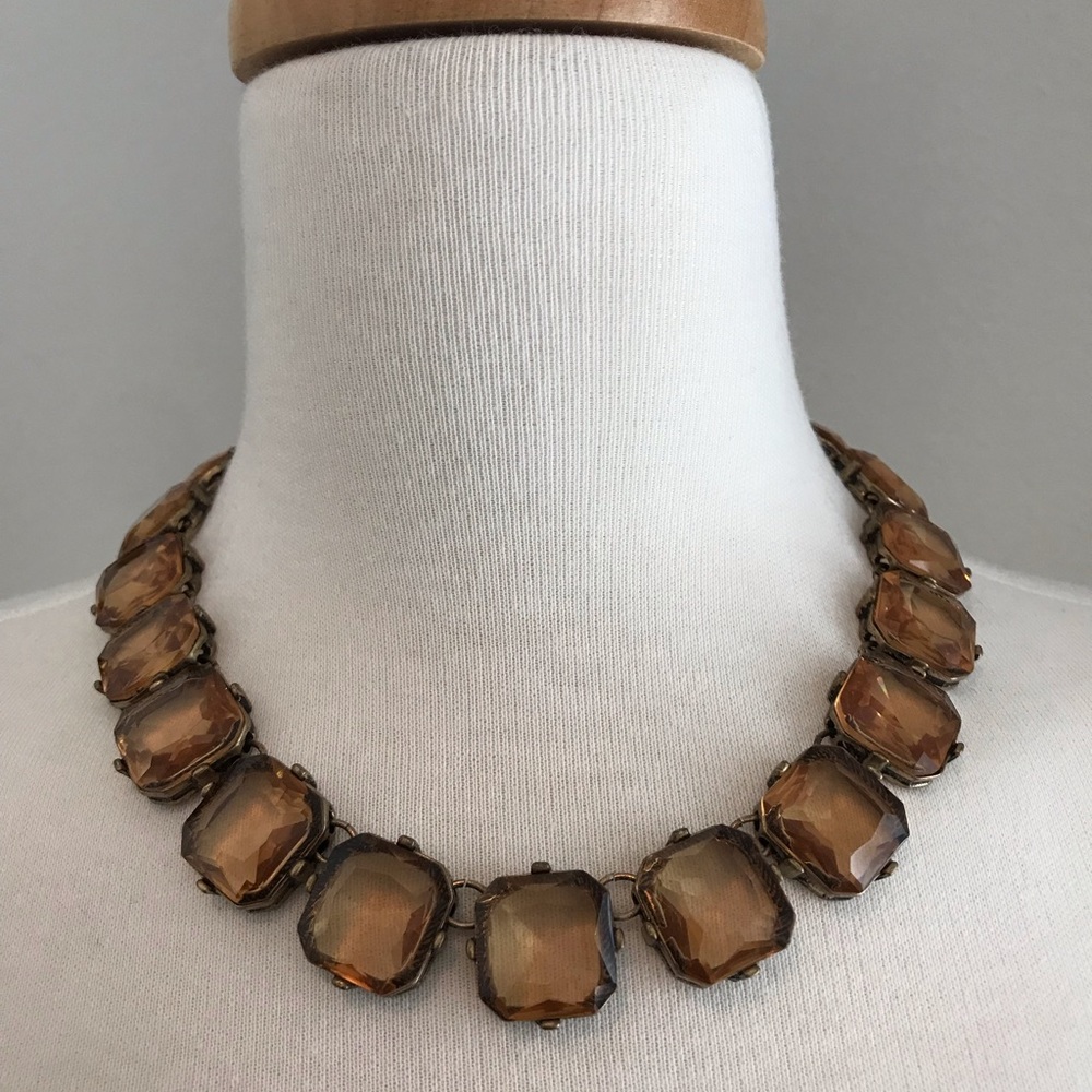 Statement necklace